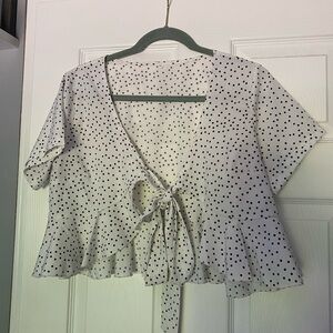 SHEIN White Flutter Sleeve Crop Top